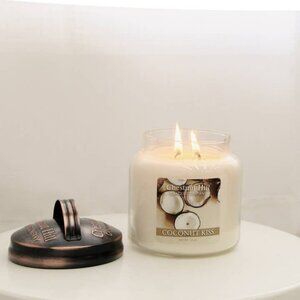 Coconut Kiss 18 ounce Jar Candlle with Lid